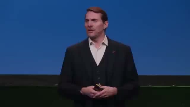 Matthew Griffin on stage in Rotterdam